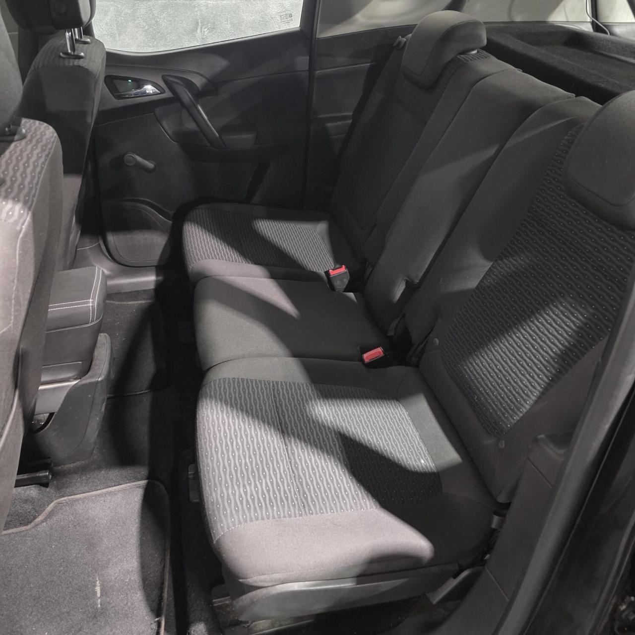 Opel Meriva 1.4 BENZINA NEOPATENTATI