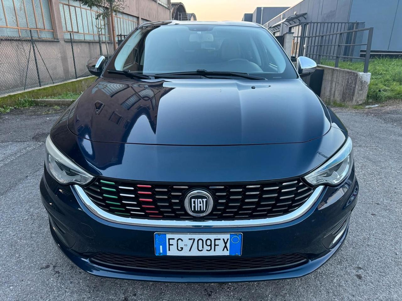 Fiat Tipo 1.6 Mjt 4 porte Lounge*EURO6*NAVI*CAM*CERCHI