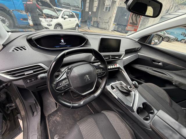 PEUGEOT 3008 BlueHDi 120 EAT6 S&S Allure