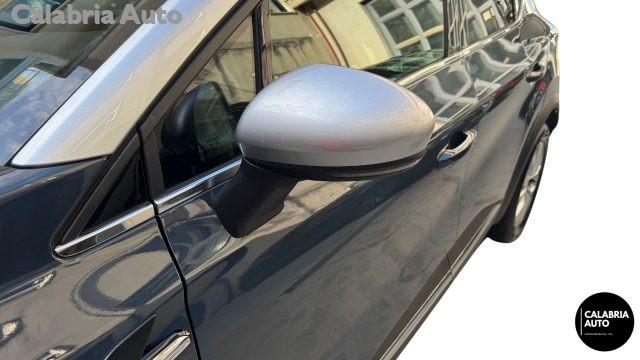 RENAULT Captur TCe 100 CV GPL FAP Intens
