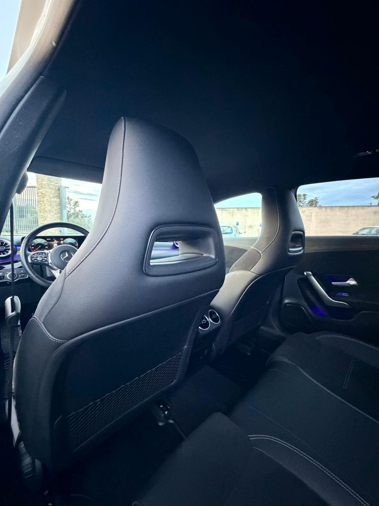 Mercedes-benz A 180d Automatic Premium AMG Night Edition