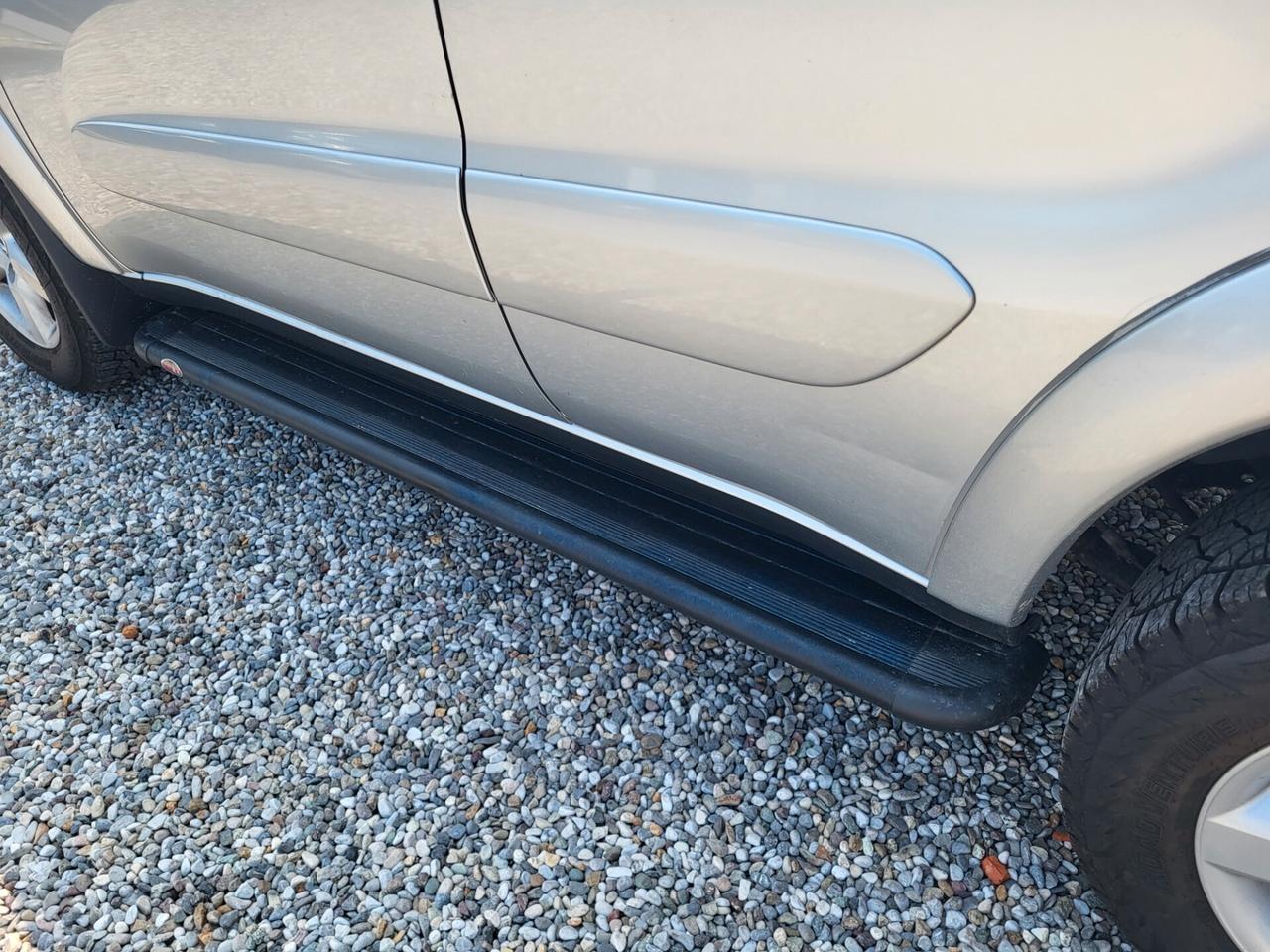 Toyota RAV 4 RAV4 2.0 16V cat 5 porte Sol