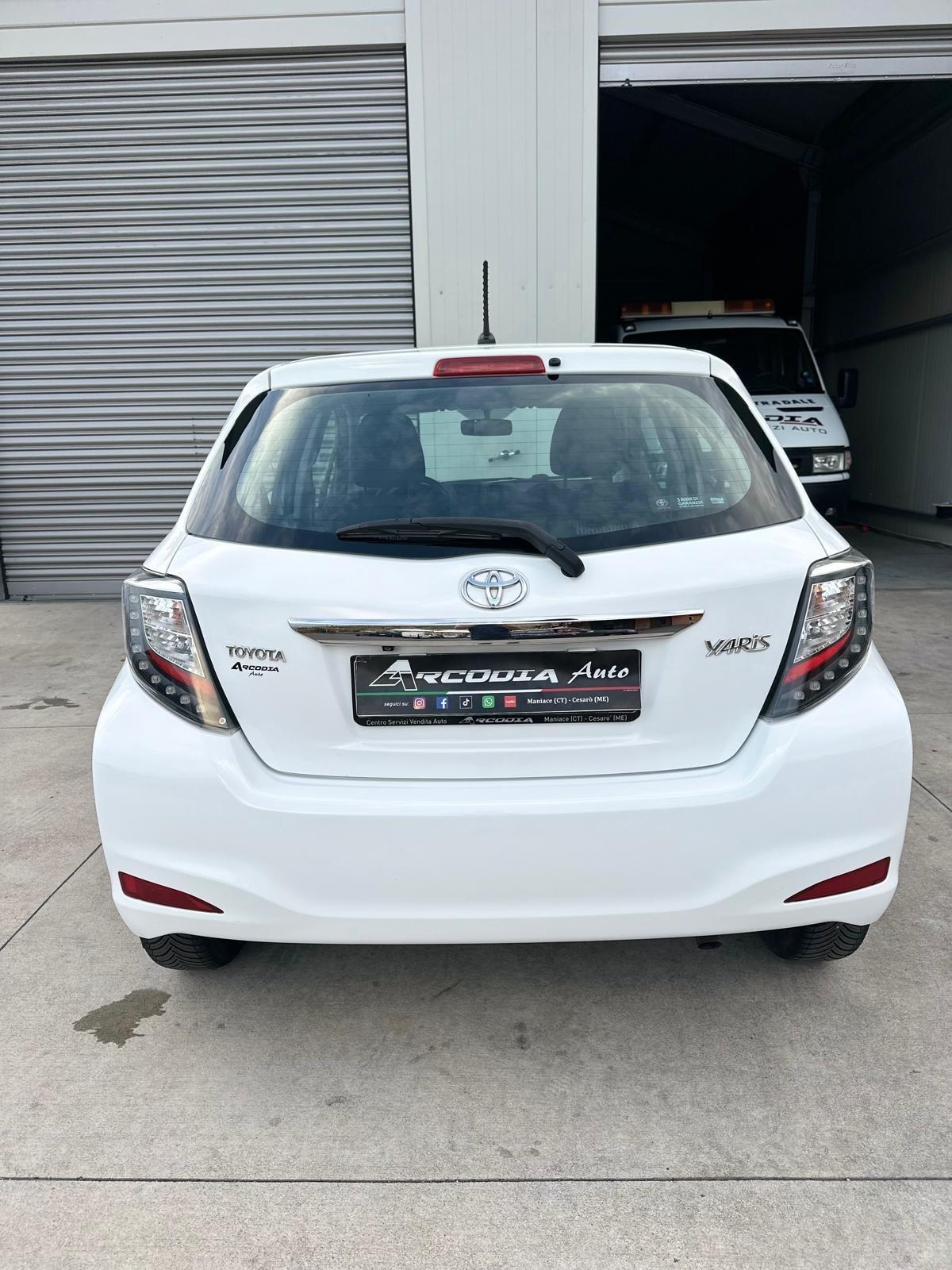 Toyota Yaris 1.4 D-4D 5 porte Lounge