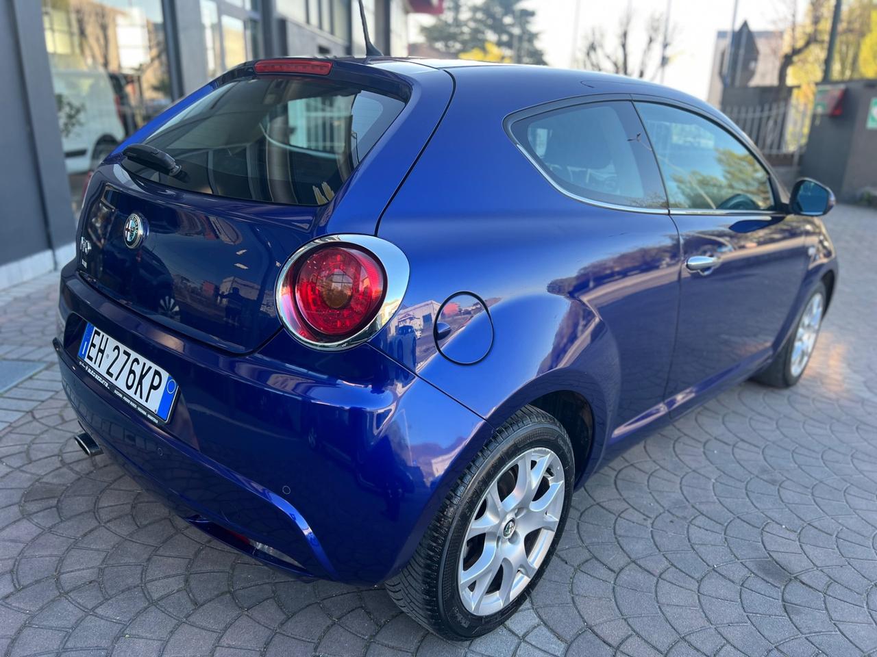 Alfa Romeo MiTo 1.3 JTDm-2 95 CV S&S Distinctive Sport Pack