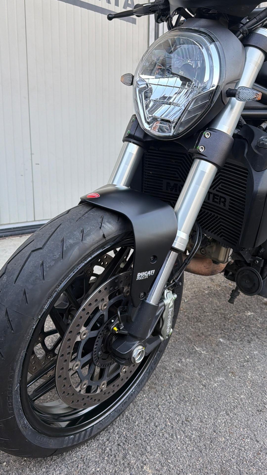 Ducati Monster 821