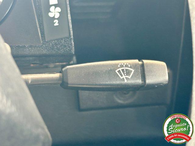 LAND ROVER Defender 90 2.5 Td5 Station Wagon *7 POSTI*NEOPATENTATI*