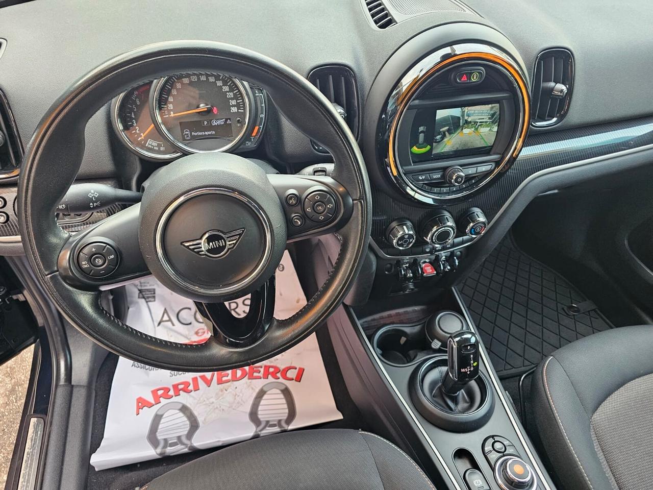 Mini One Countryman 1.5 Cooper Hype