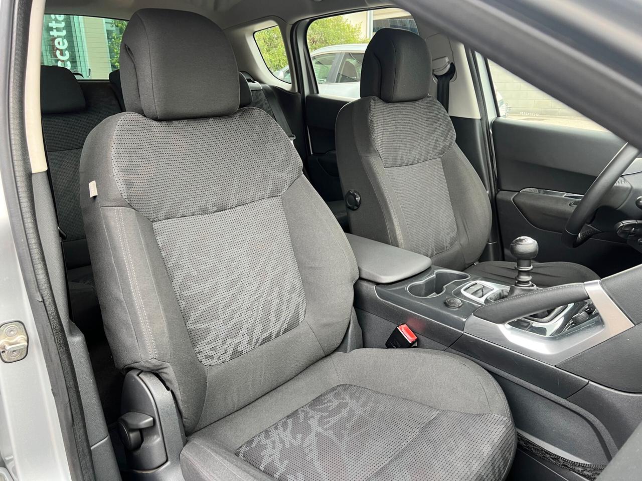 Peugeot 3008 1.6 hdi 115cv 8v Business fap CLIMA/PDC/TEL. PERF.