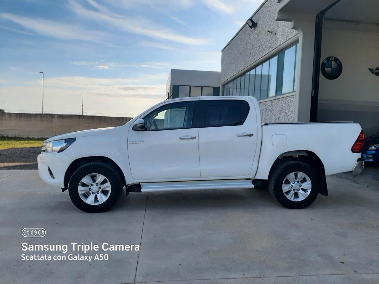 Toyota Hilux 2.4 D-4D 4WD 4 porte Double Cab Comfort