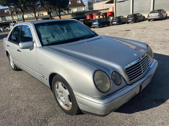 MERCEDES-BENZ E 200 204,046km MERCEDES Classe E cat Avantgarde