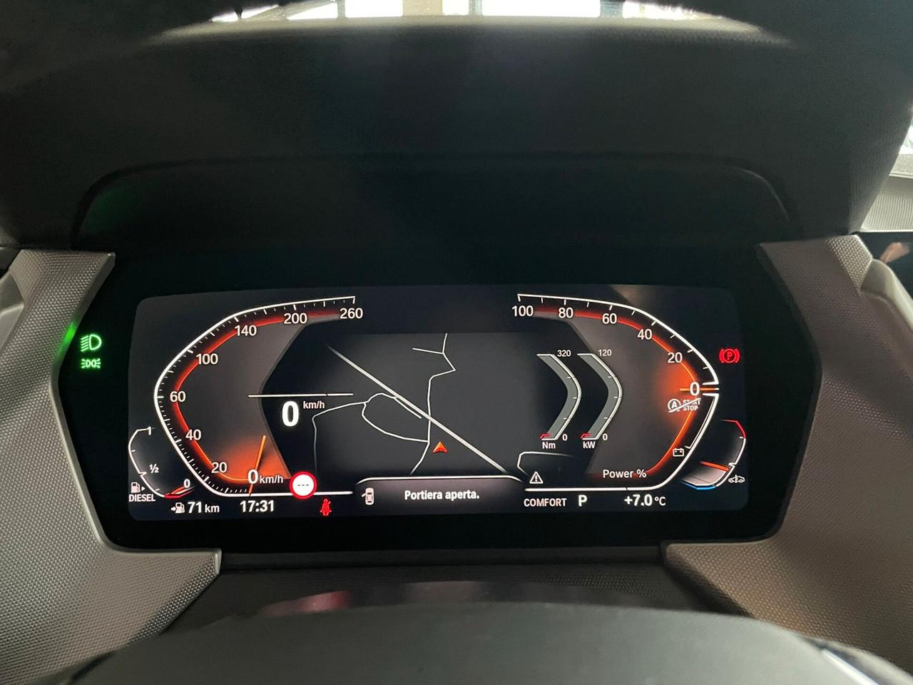 BMW 116d SPORT AUT 116cv *COCKPIT*