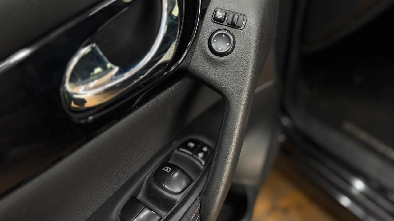 Nissan Qashqai 1.2 BENZINA 2017 NEOP.