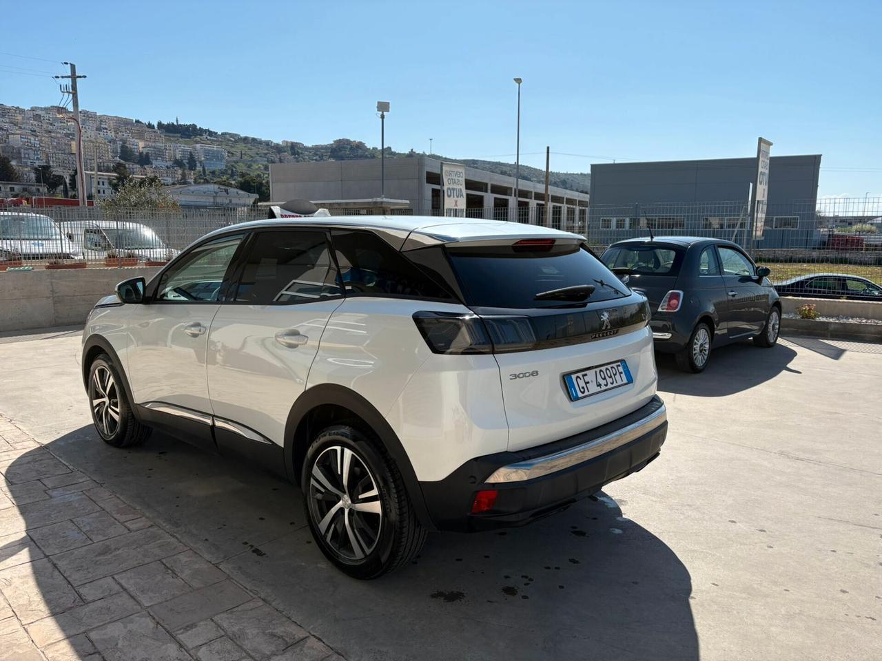 Peugeot 3008 BlueHDi 130 S&S EAT8 Active Pack