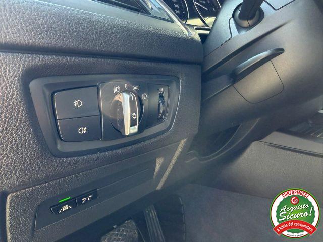 BMW 118 i 5p. Sport Automatica Led Navi