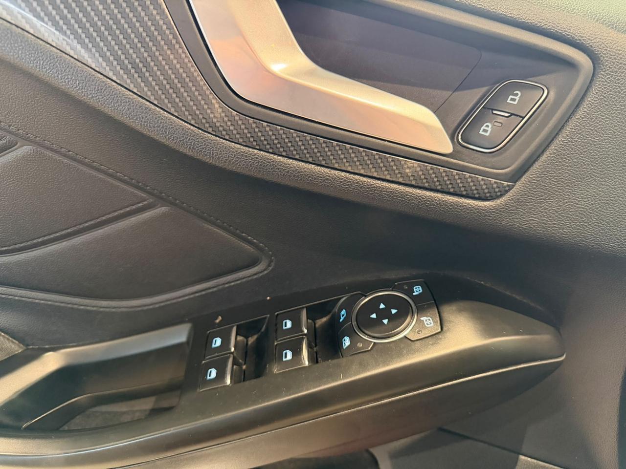 Ford Focus 1.0 EcoBoost 125 CV automatico SW Titanium