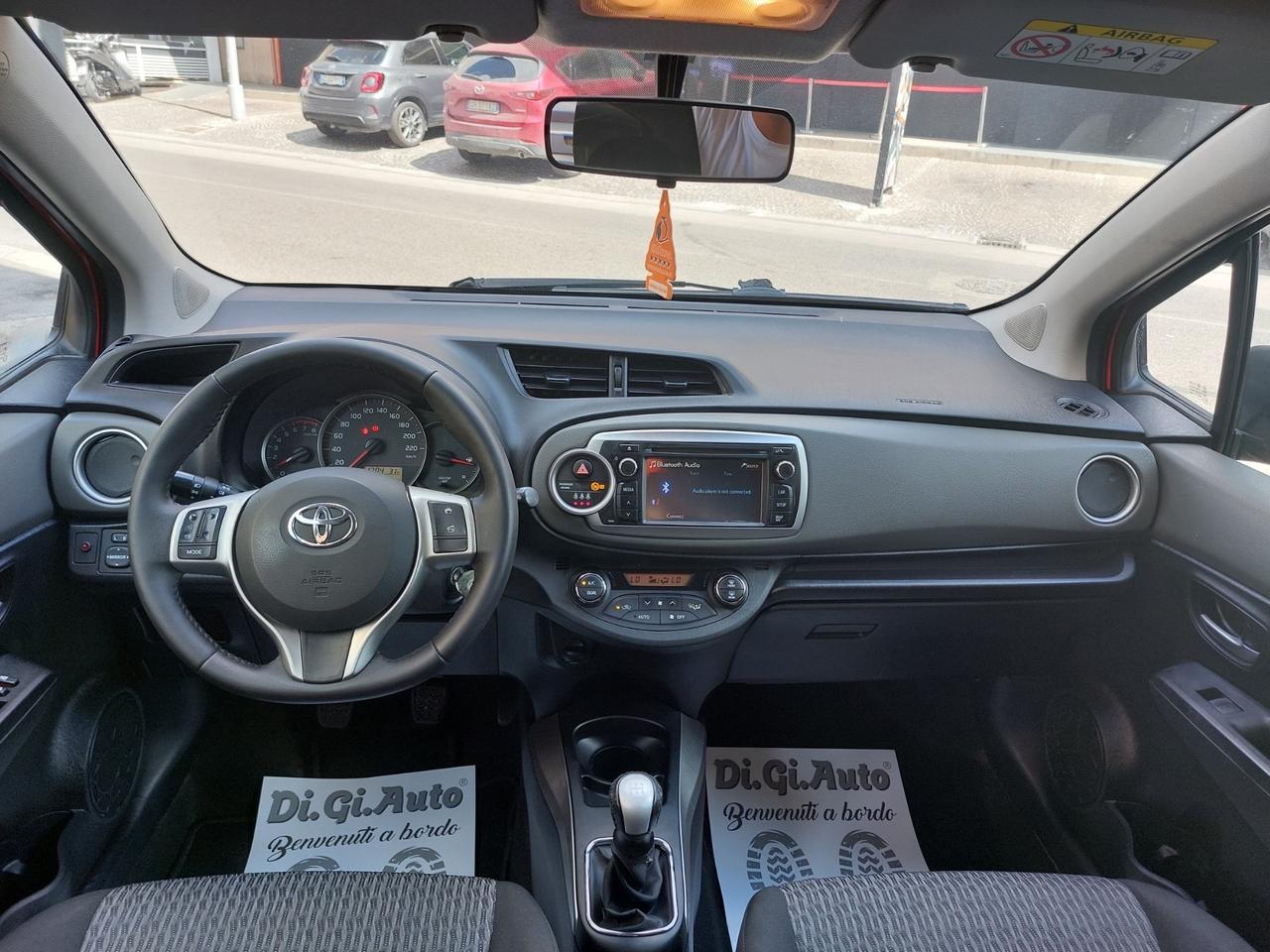 Toyota Yaris 1.0 5 porte Lounge