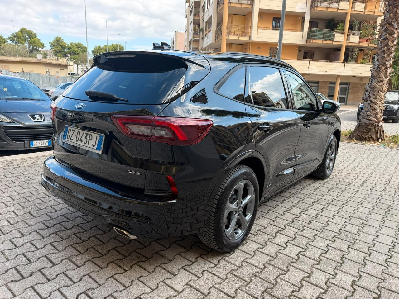 Ford Kuga 2.5 Plug In Hybrid 243 CV CVT 2WD ST-Line