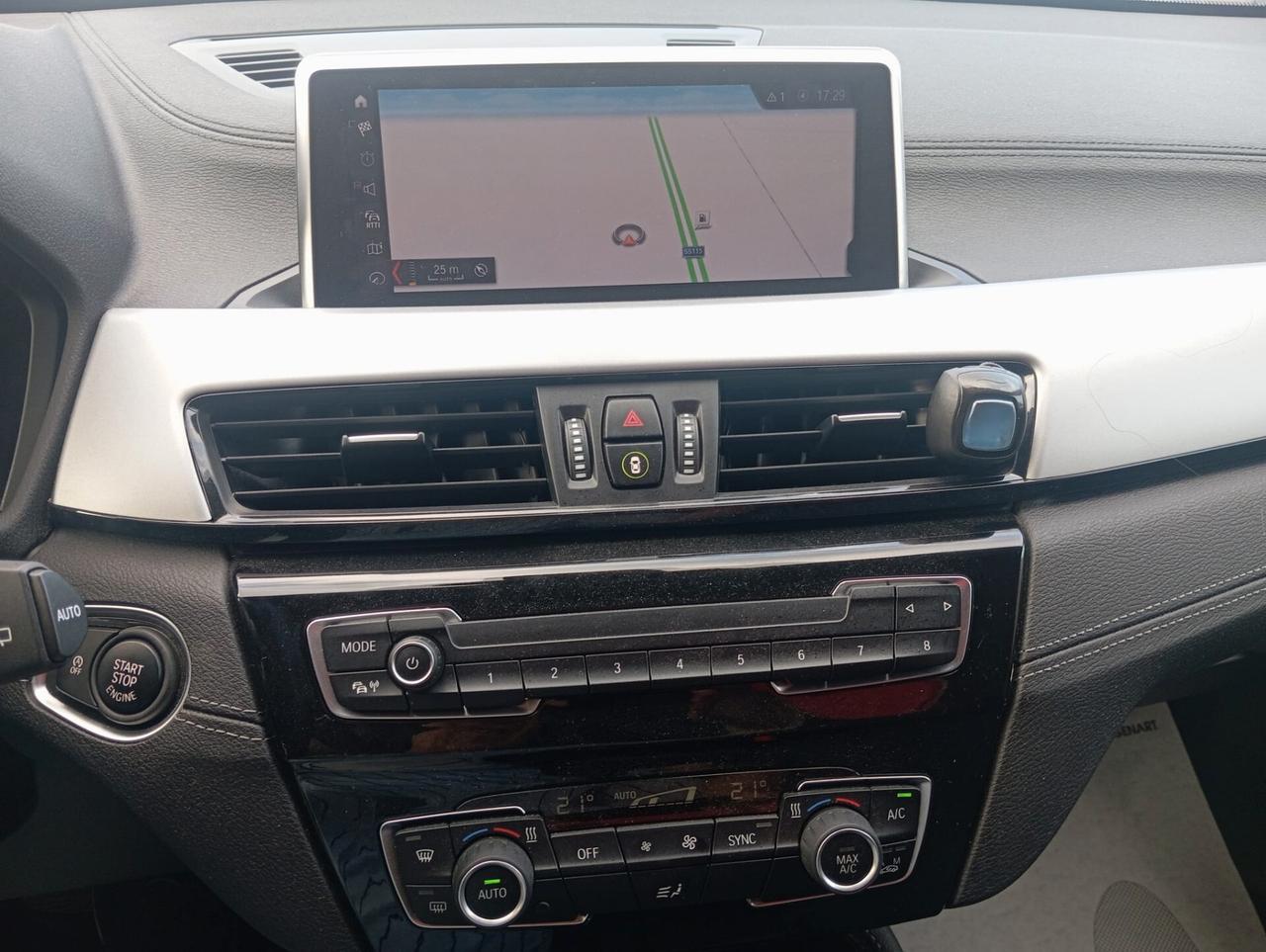 Bmw X2 sDrive18d Business-X