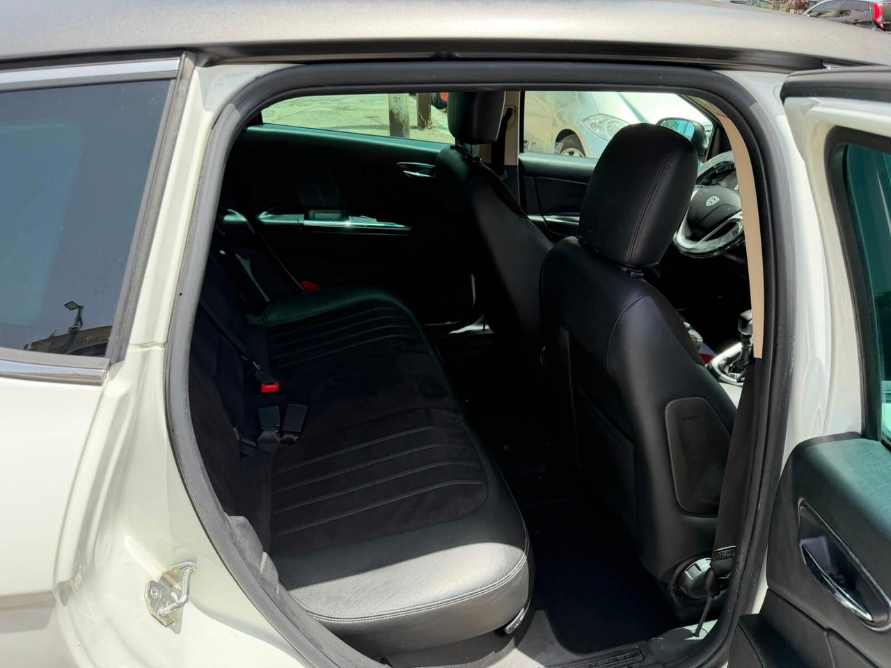Lancia Delta 1.6 DIESEL MJT DPF Platino - ANNO 2010