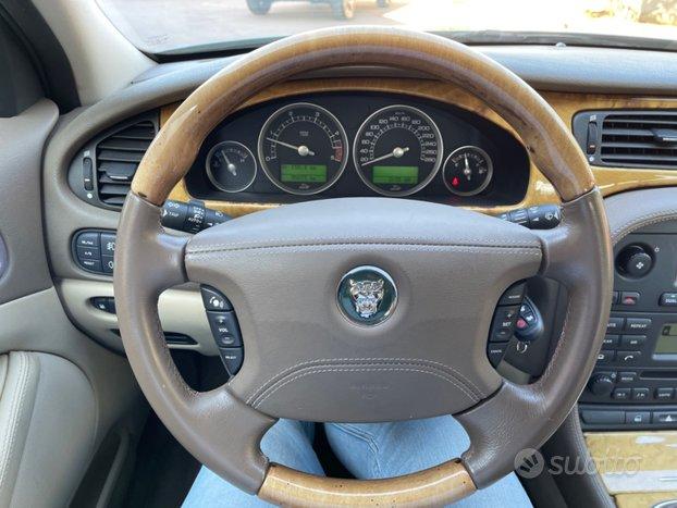 JAGUAR S-Type (X204) - 2004