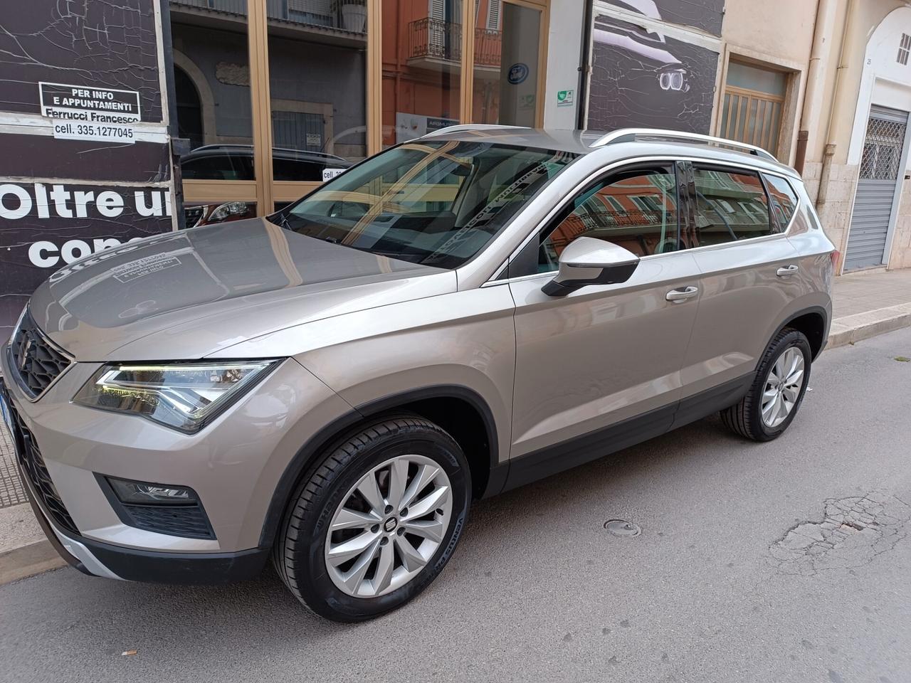 Seat Ateca 1.6 TDI 115 CV full optional navi camera