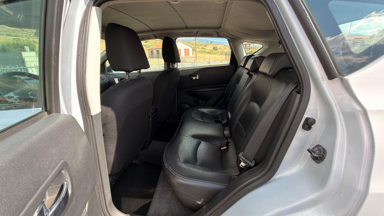Nissan Qashqai 2.0 dCi DPF 4WD Tekna