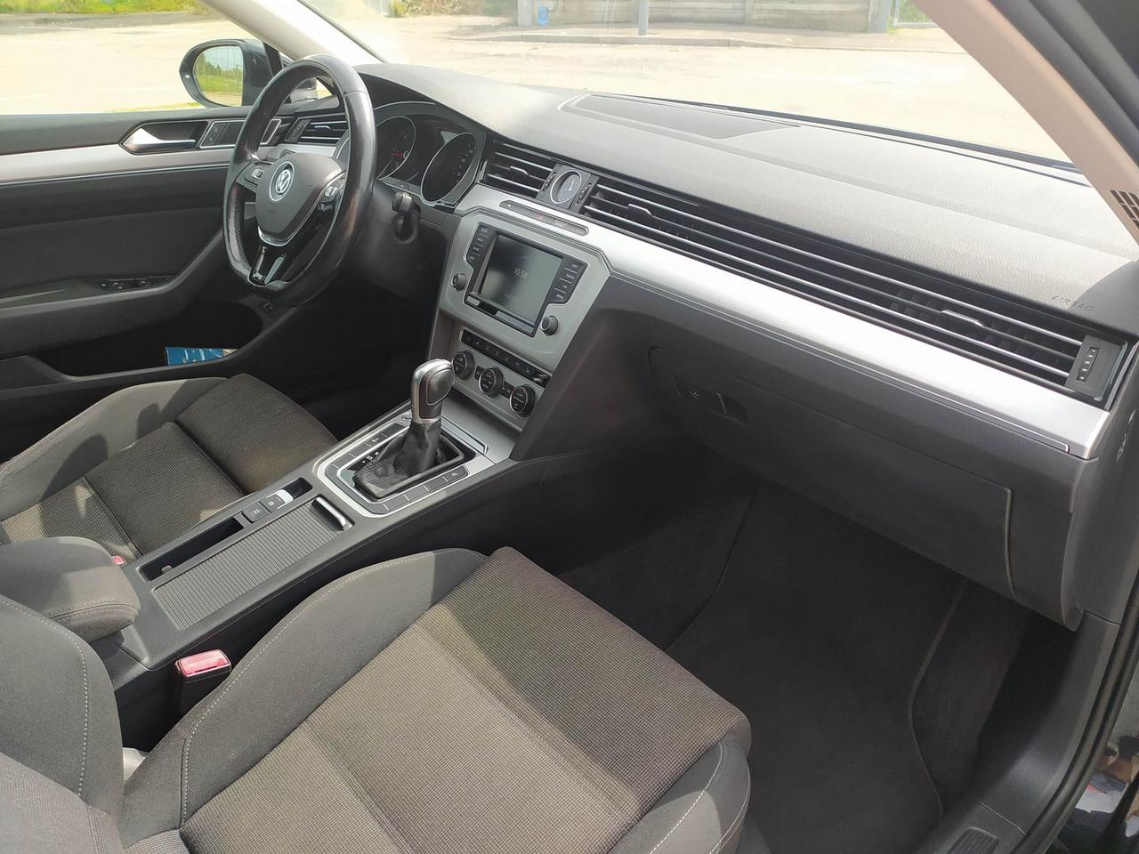 Volkswagen Passat Highline 2.0 TDI 150CV #11280