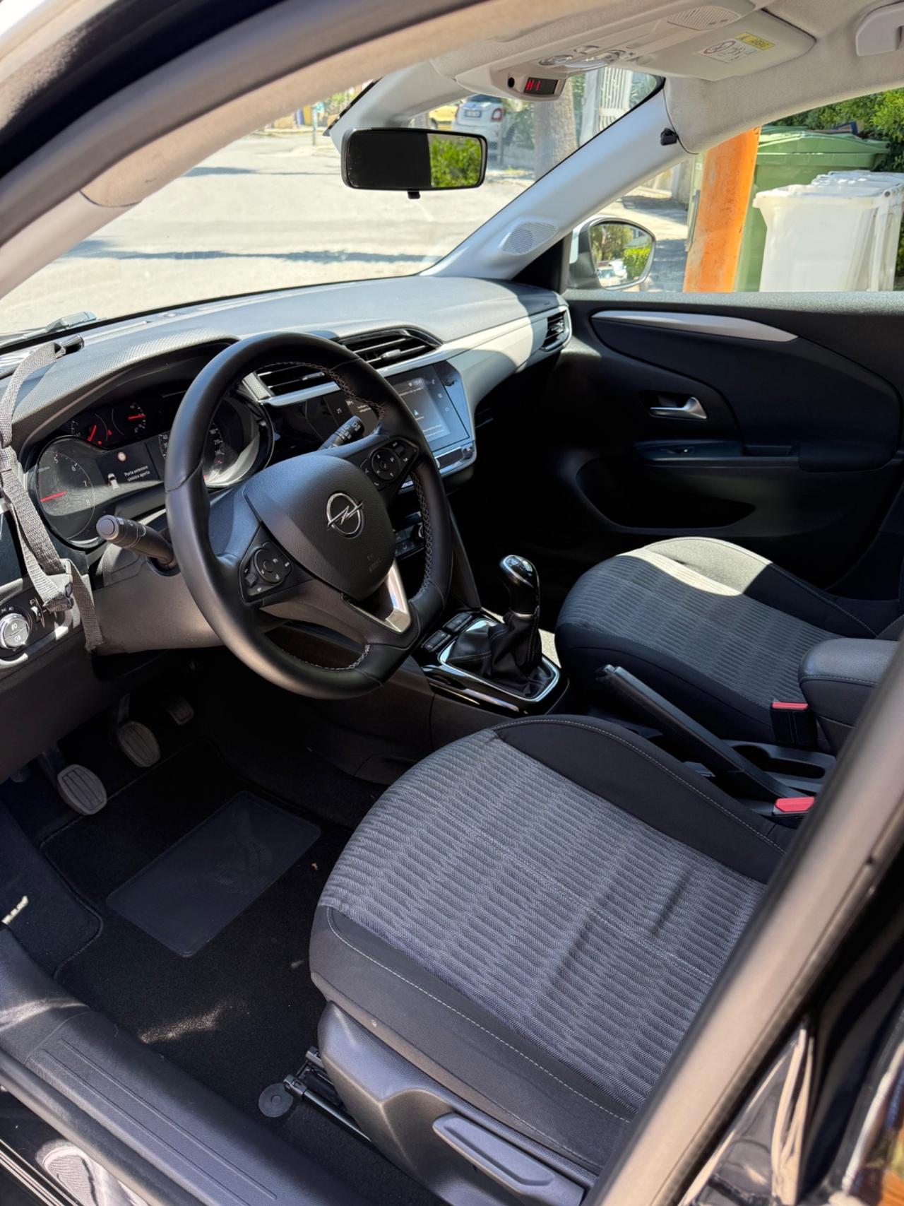 Opel Corsa 1.2 Elegance