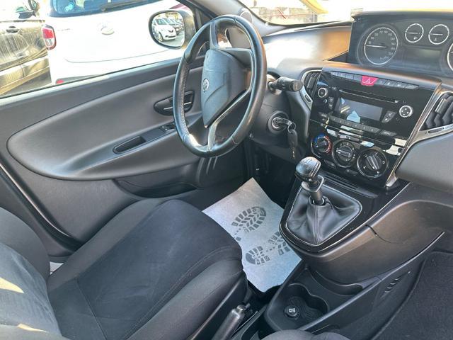 LANCIA Ypsilon 1.2 69 CV 5P GPL Ecochic Gold