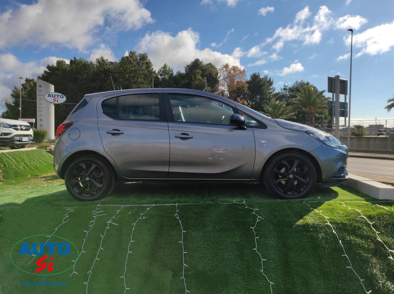 Opel Corsa 1.2 Benzina - 69cv NEOPATENTATI