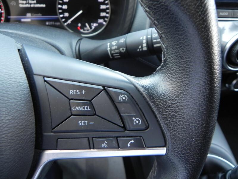 Nissan Juke 1.0 DIG-T 114 CV N-Connecta