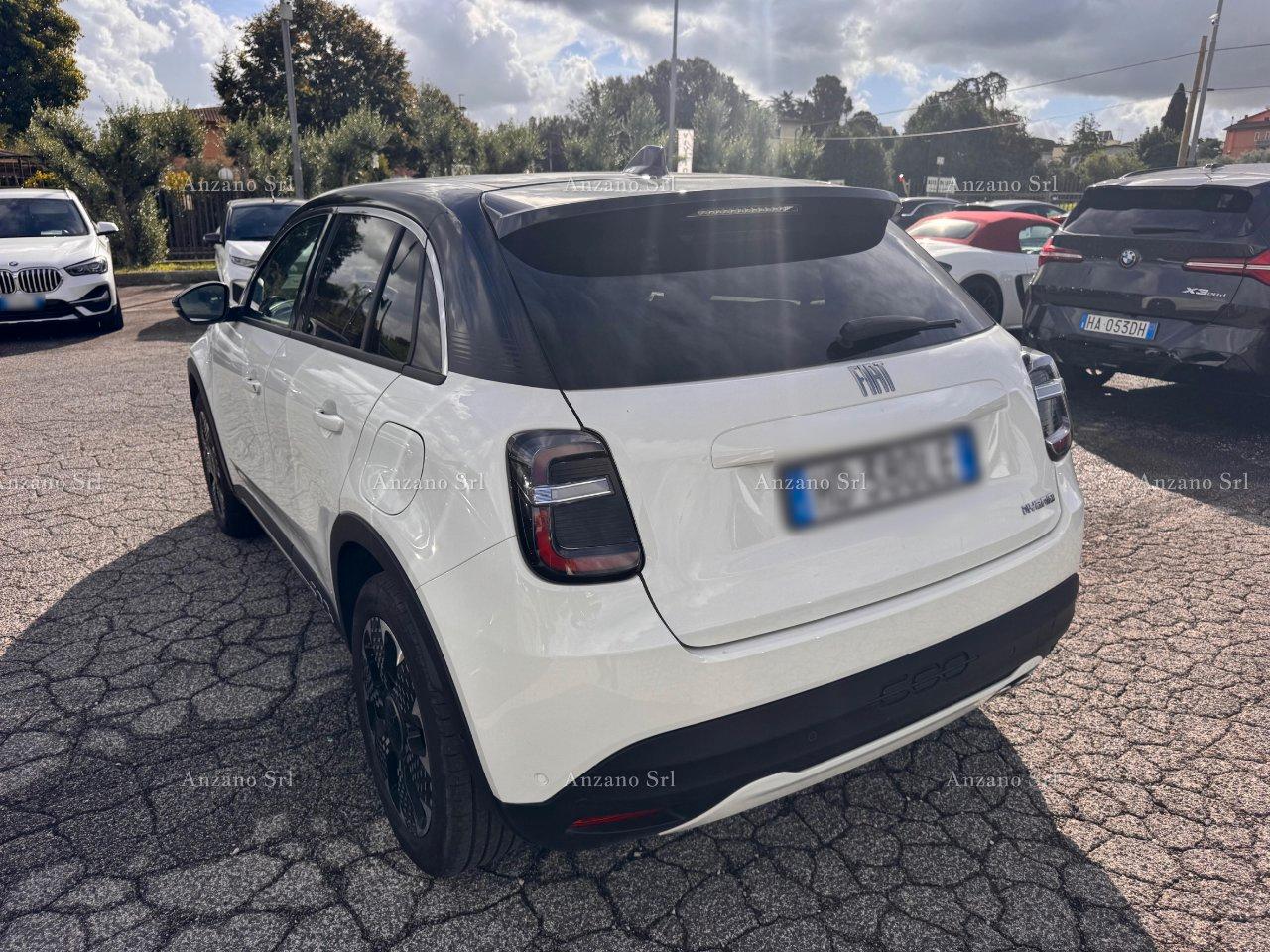 Fiat 600 1.2 hybrid La Prima 145cv auto