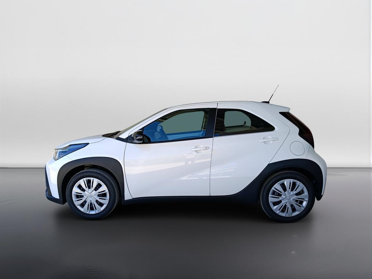 TOYOTA AYGO X HEV MC26