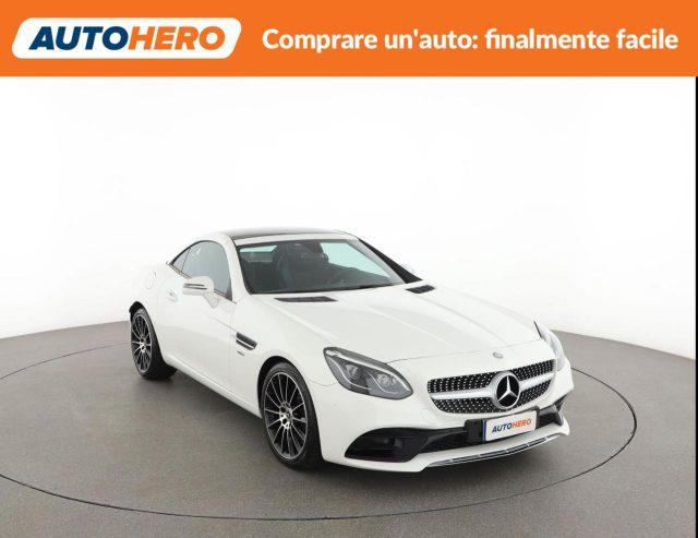 MERCEDES-BENZ SLC 300 Premium