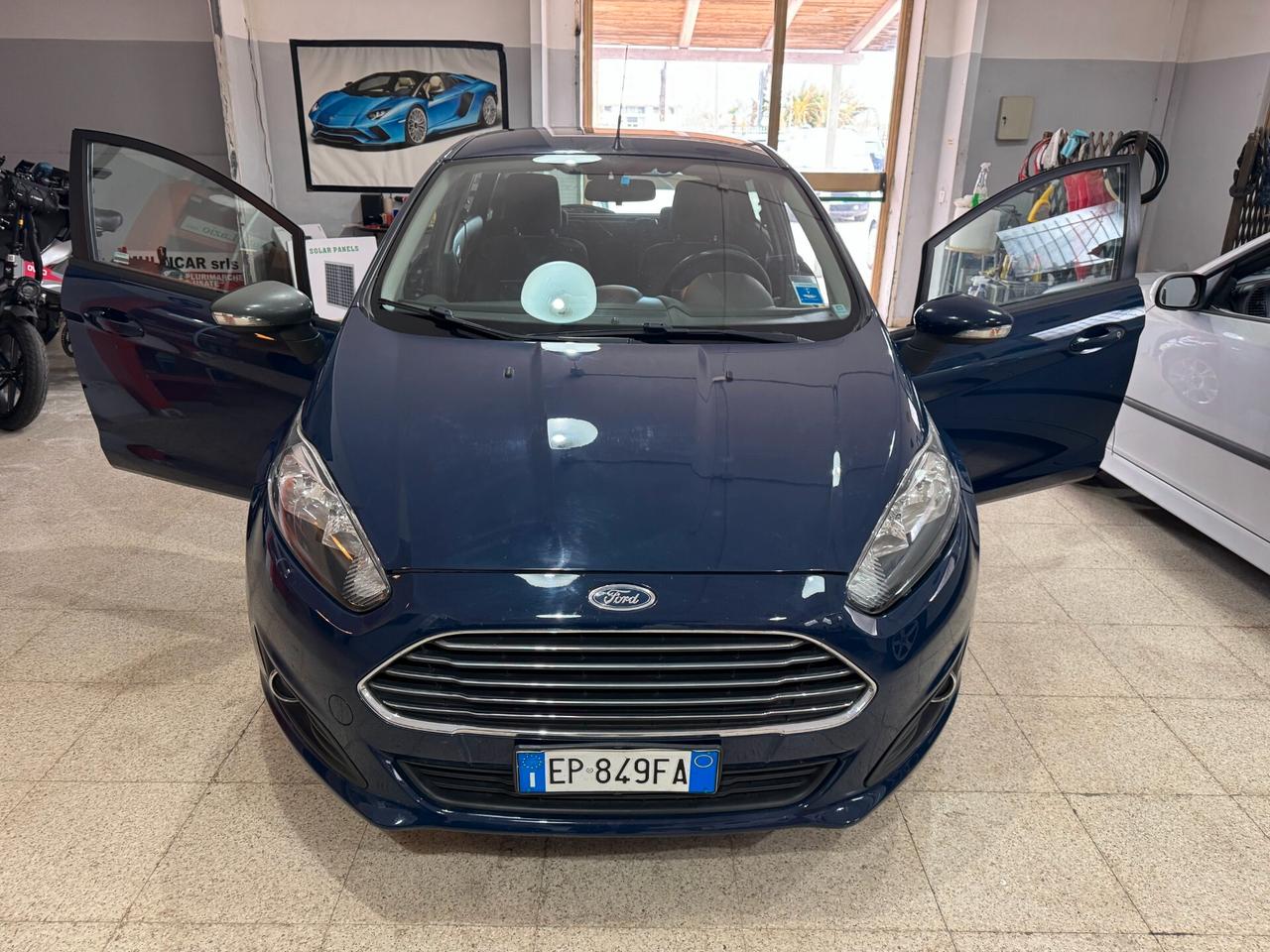 Ford Fiesta 1.0 80CV 5 porte Titanium