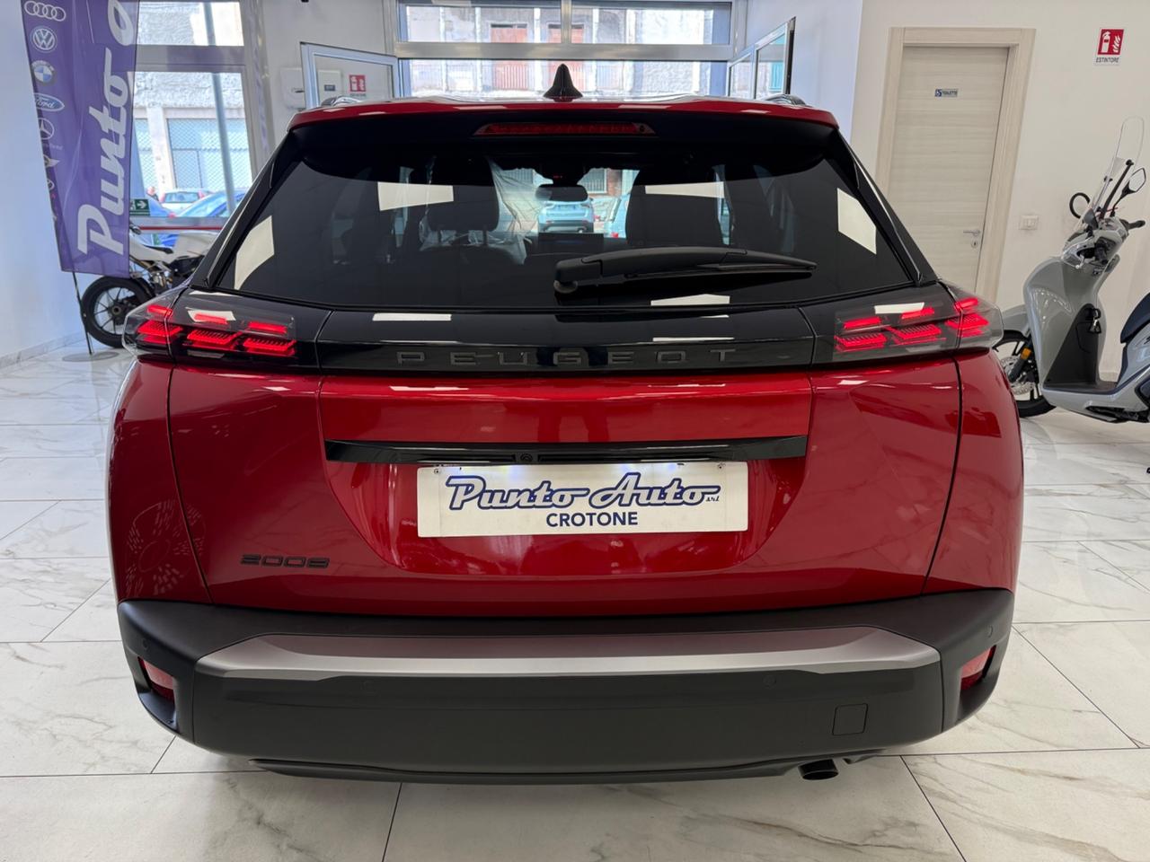 Peugeot 2008 PureTech 100 S&S Allure