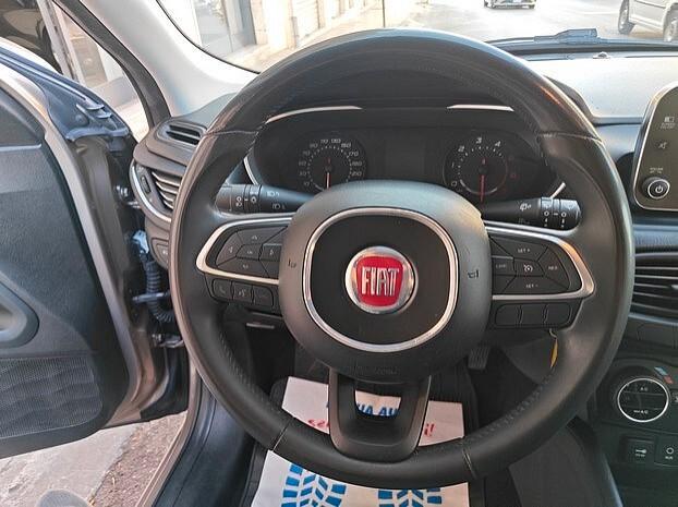 FIAT Tipo Sw 1.6 Mjt *NAVI/CAMERA* - 11/2017