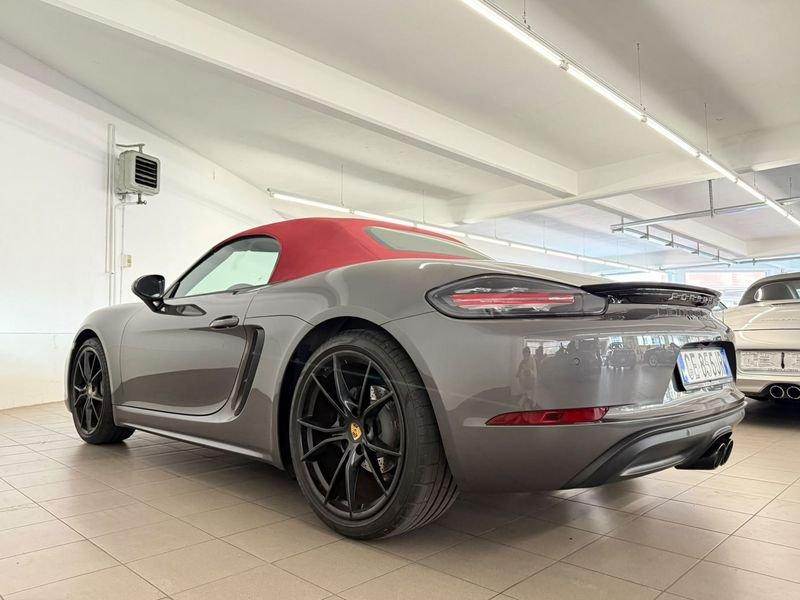 Porsche 718 2.0 Boxster