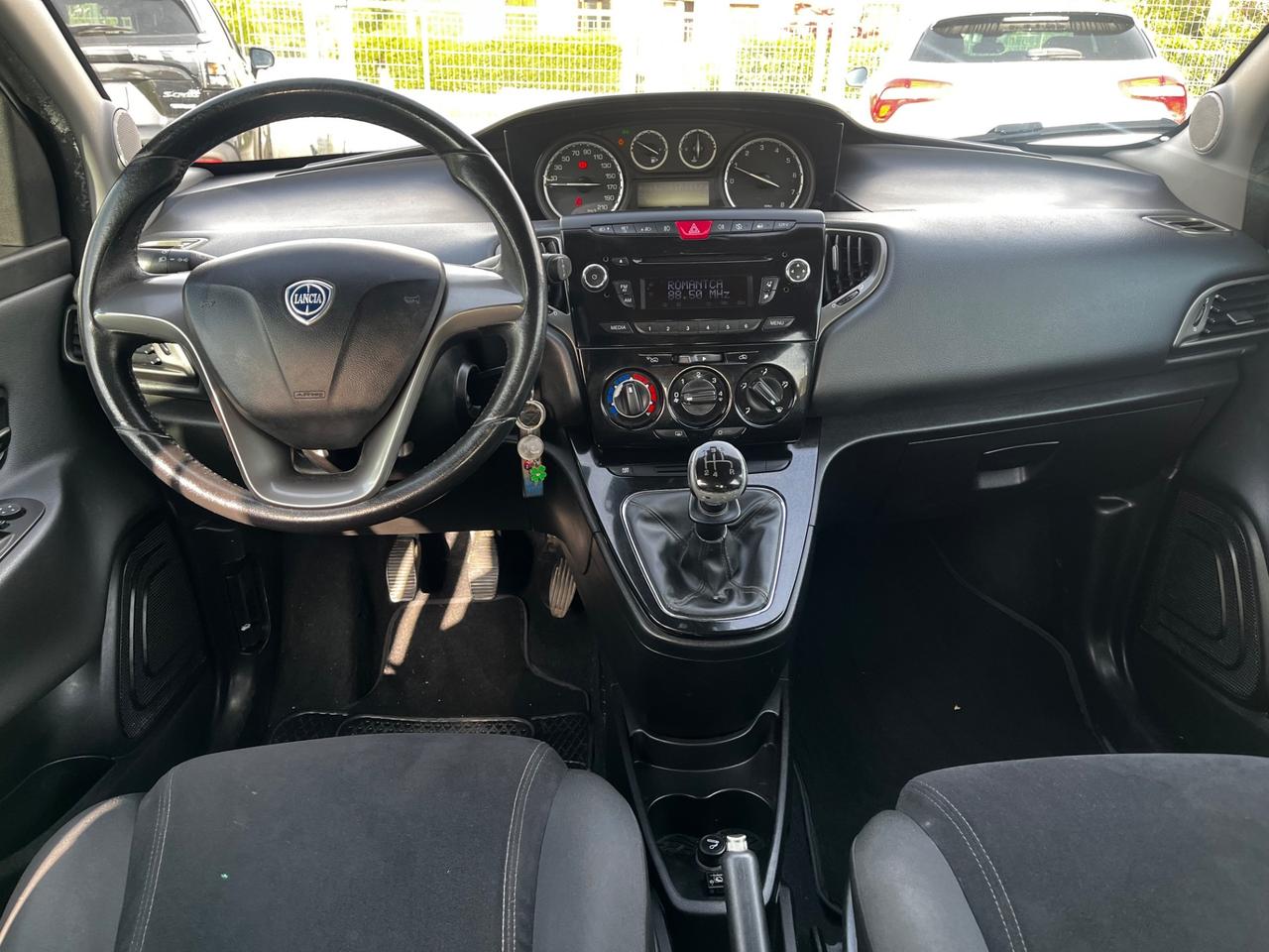 Lancia Ypsilon 1.2 69 CV 5 porte GPL Ecochic Platinum