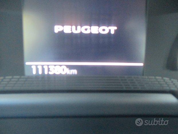 Peugeot 208 1.5 HDI