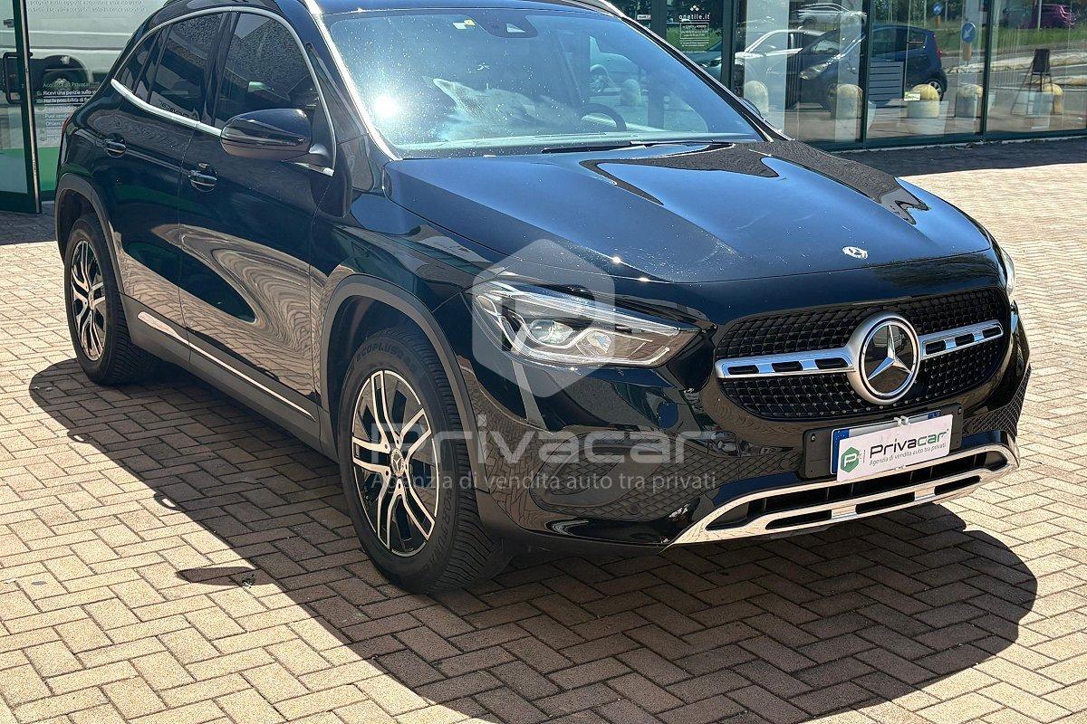 MERCEDES GLA 180 d Automatic Sport