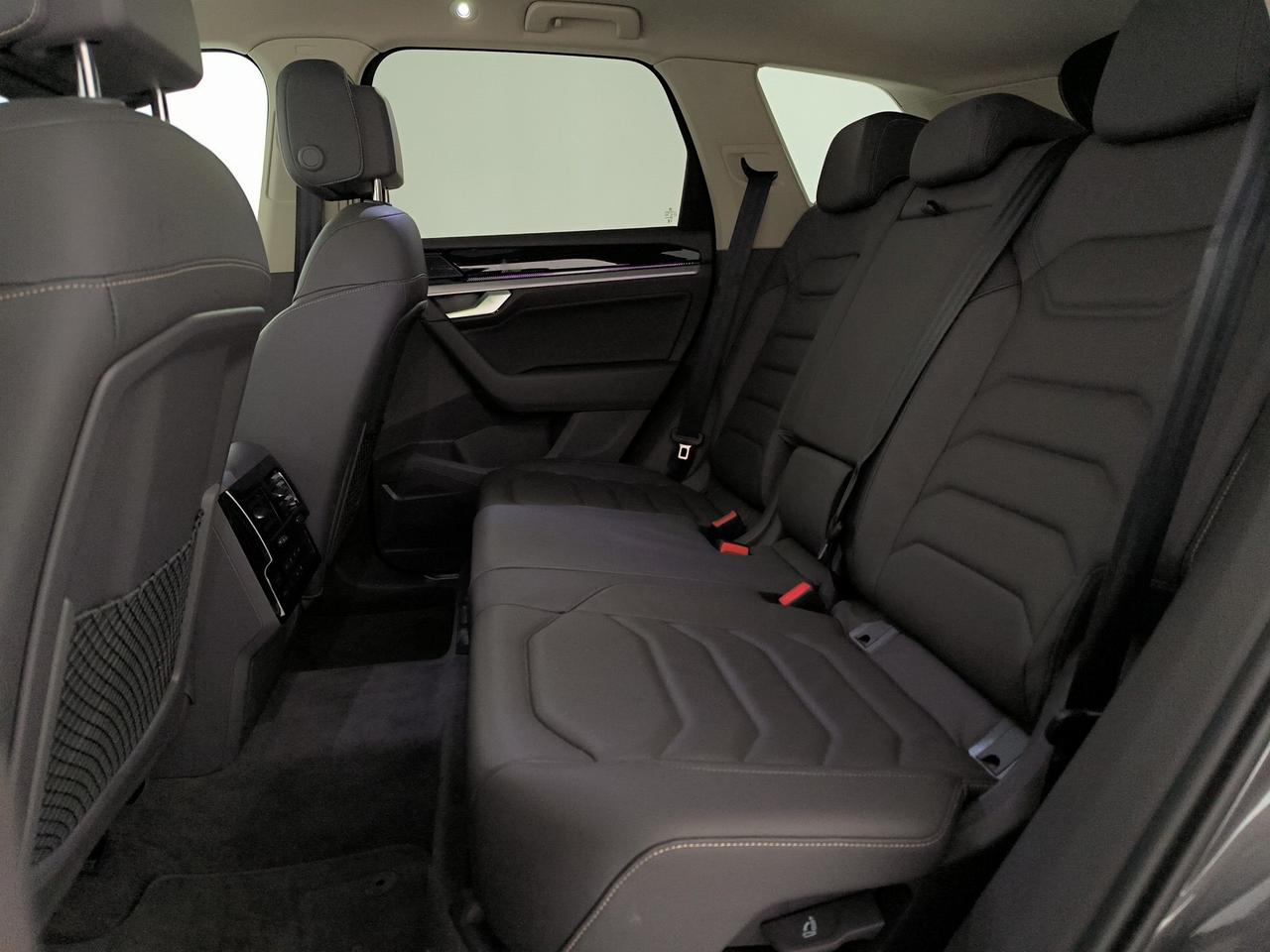 Volkswagen Touareg 3.0 v6 tdi scr elegance 231cv auto