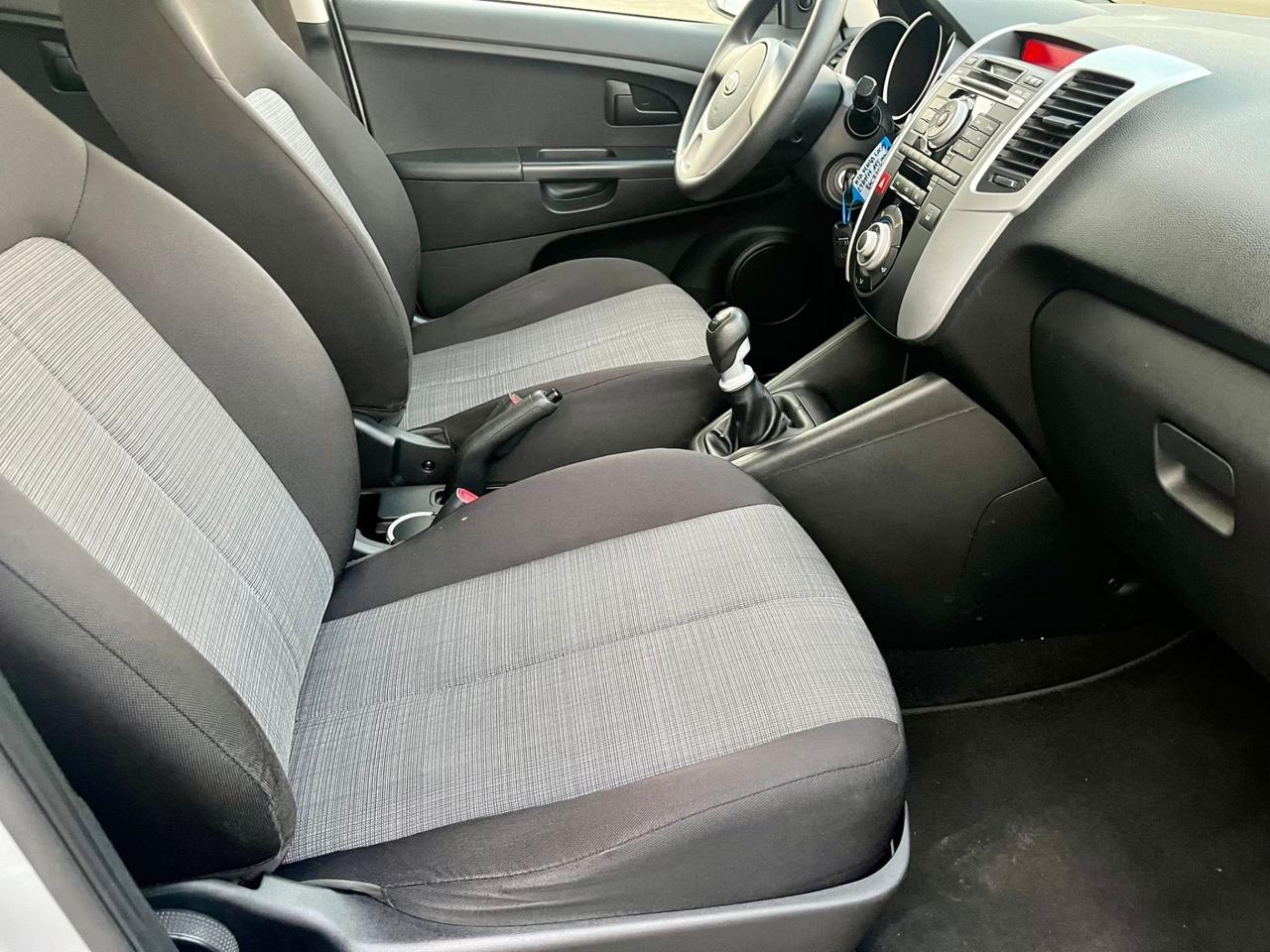 Kia Venga 1.4benz 2010 117.000km per neopatentati
