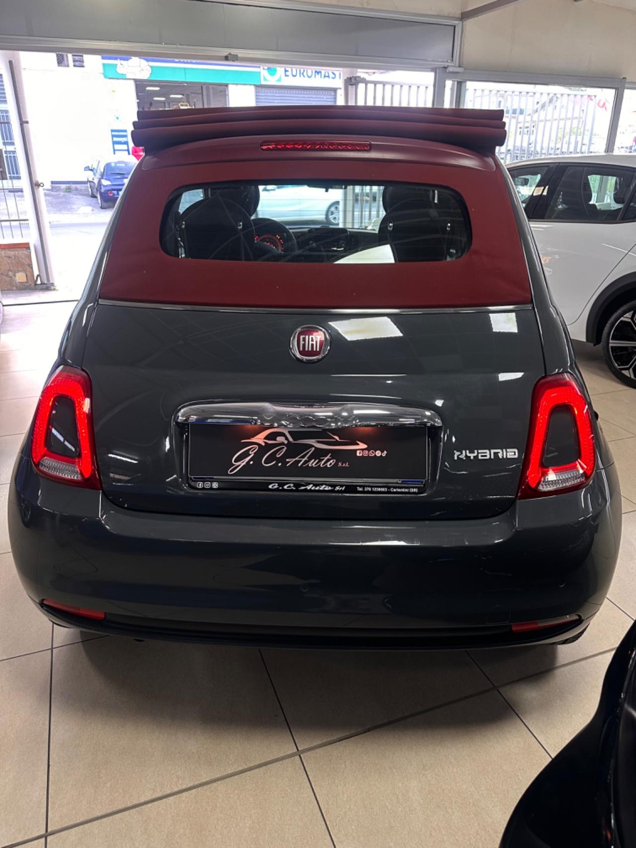 Fiat 500 C 1.0 Hybrid Red