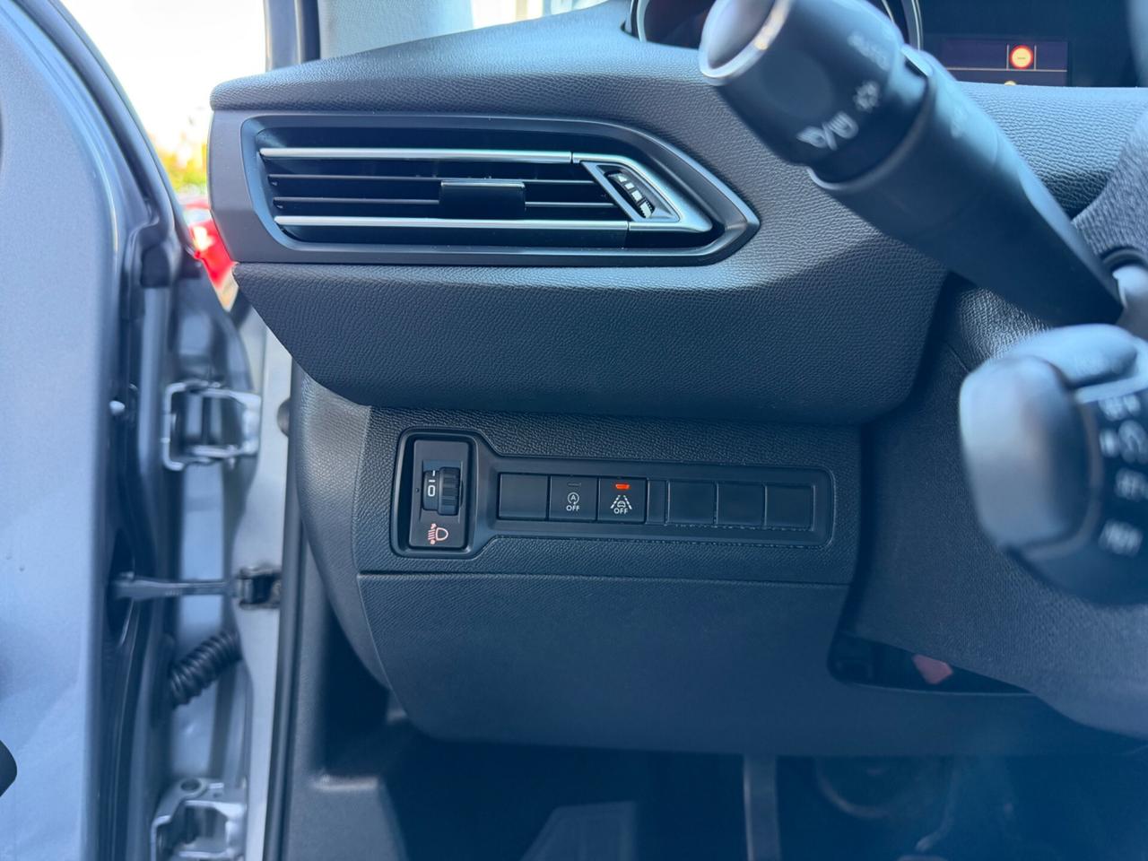 Peugeot 308 1.5 Diesel Neopatentati