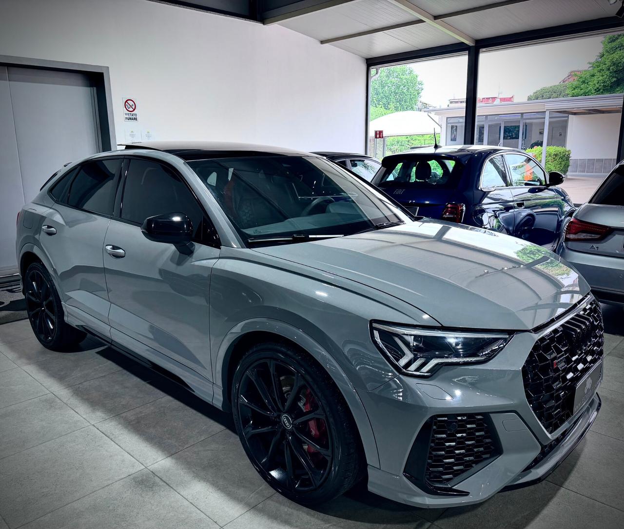 Audi RSQ3 SPBK 2.5 TFSI 400CV S-Tronic