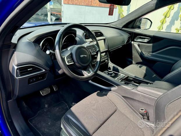 JAGUAR F-Pace 2.0 D 180 CV aut. R-Sport