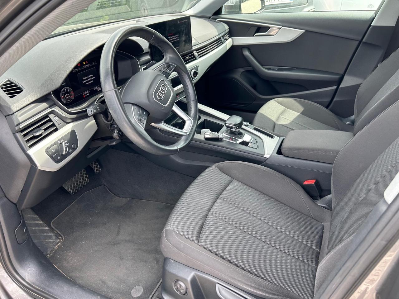 Audi A4 Avant 30 TDI/136 CV S tronic S line edition