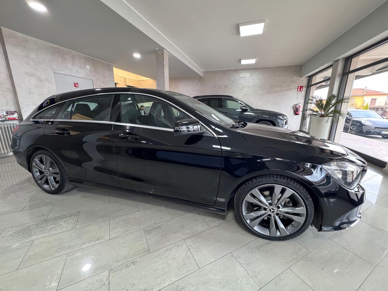 Mercedes-Benz CLA 200 Business