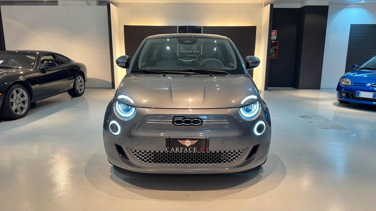 Fiat 500e 42kWh La Prima - 2021